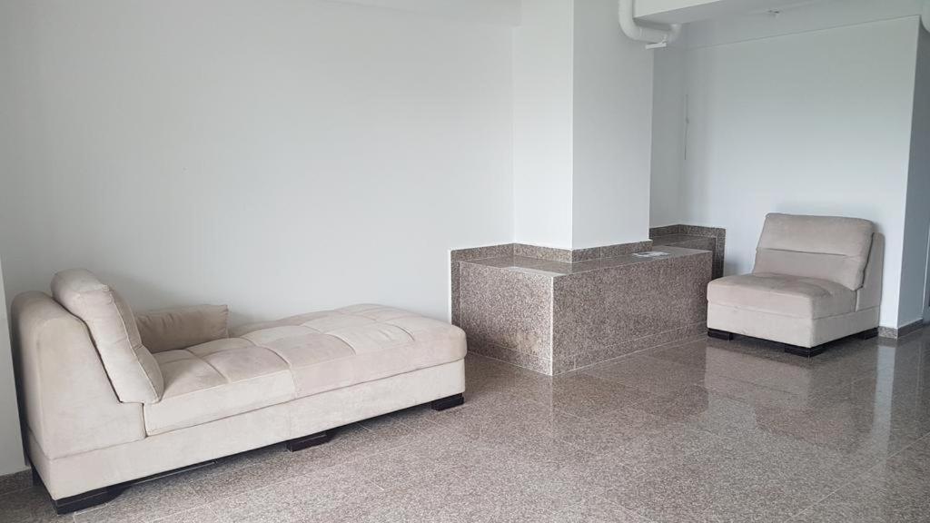 Ayka Apartment 마마이아 외부 사진